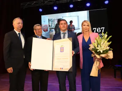 Gradonačelnik Zlatko Babić, p. Mariano Passerini, predsjednik Gradskog vijeća Nebojša Čović, zamjenica gradonačelnika Ivana Grdić