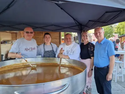 Kod bake, Branko Ognjenović, zamjenica gradonačelnika Ivana Grdić, gradonačelnik Zlatko Babić