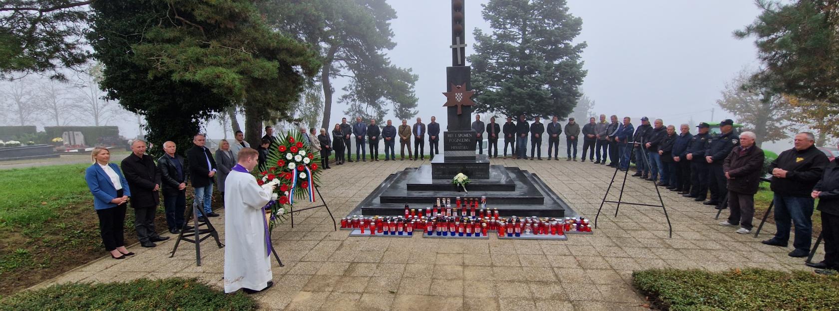 Blagdan Svih svetih obilježen u Kutini
