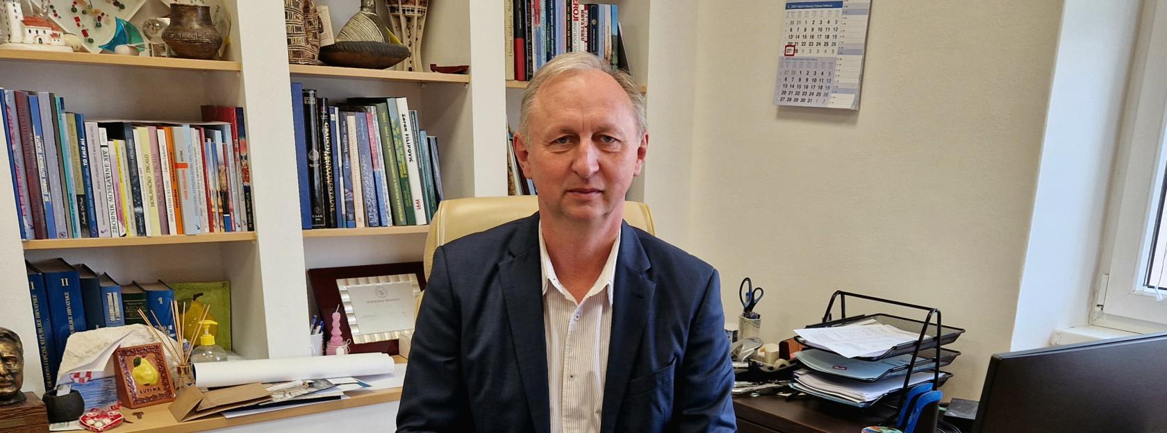 Uskrsna čestitka gradonačelnika Kutine Zlatka Babića