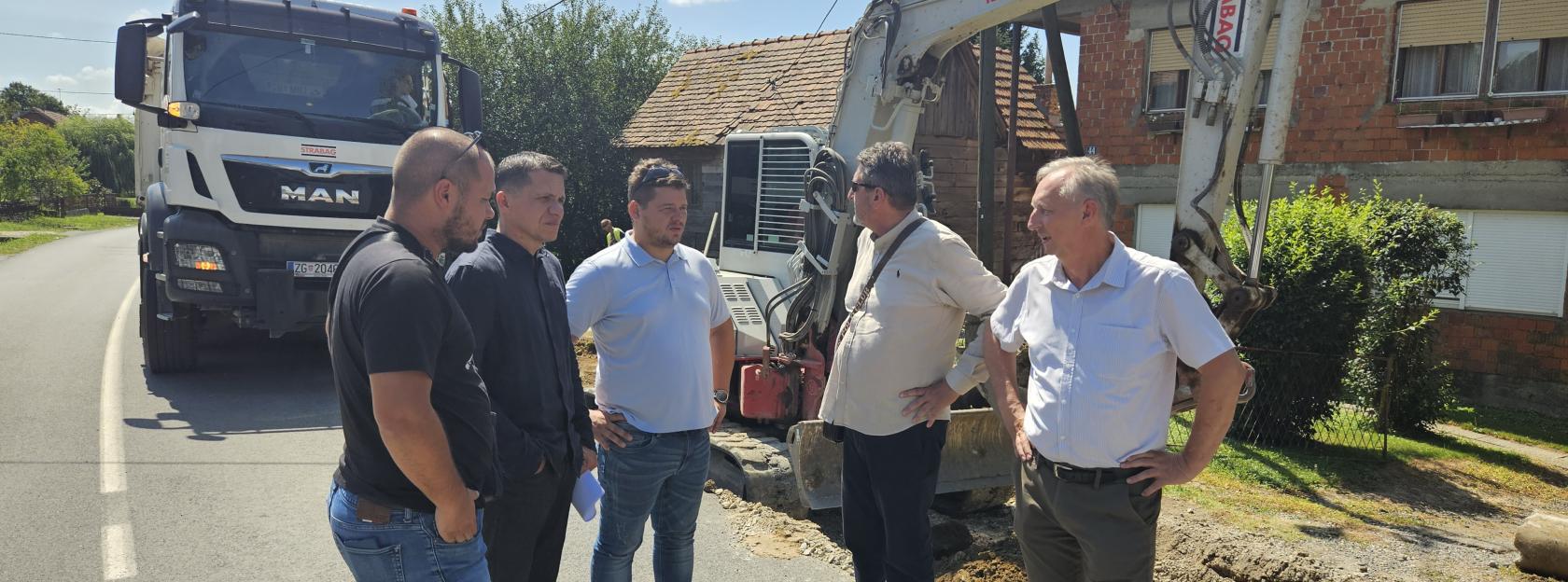 U tijeku radovi nastavka izgradnje nogostupa u Batini