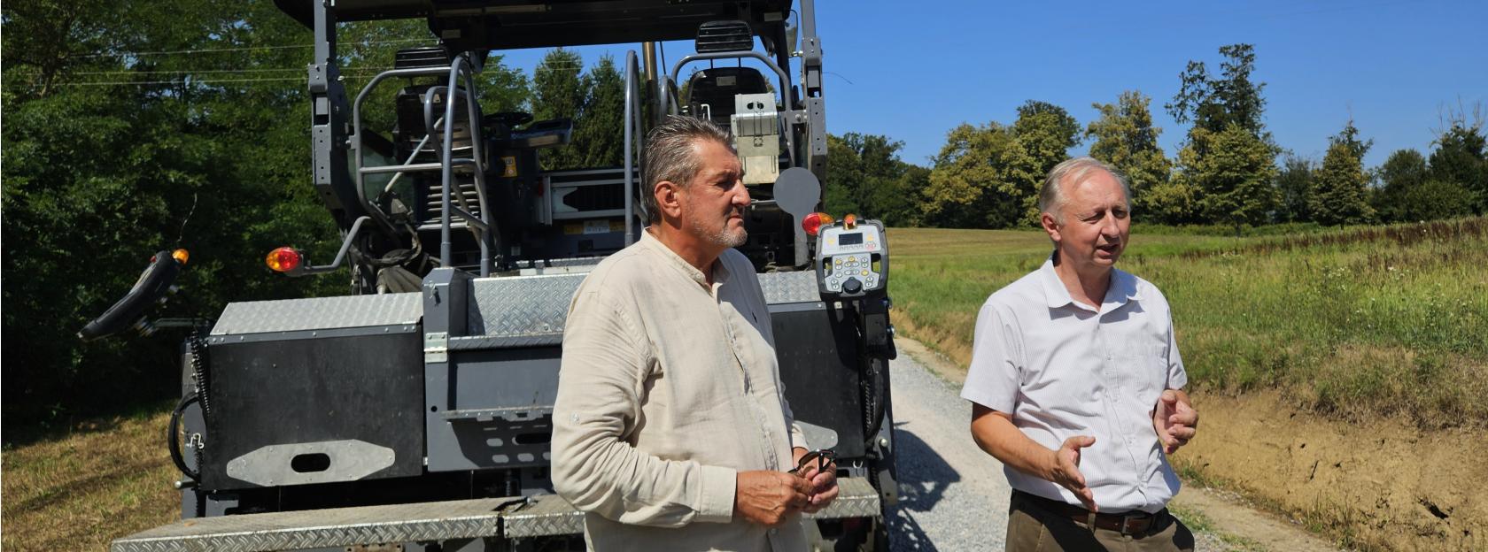 Radovi na asfaltiranju spoja Kutinske Slatine i Kletišta u punom jeku