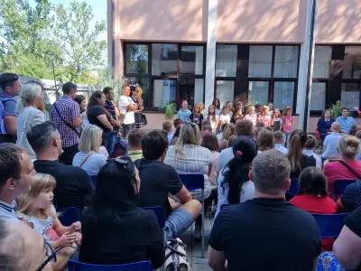 Gradonačelnik Zlatko Babić i zamjenica Ivana Grdić u posjeti OŠ V. Vidrić u povodu prvog dana 2023./24. školske godine 3