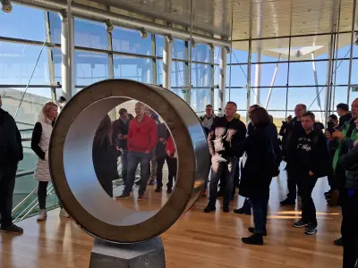 d92b2402-d47c-43f6-a88d-e1e6b8592cea