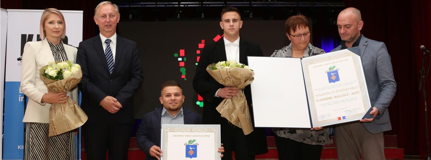 Na Dan grada Kutine dodijeljene nagrade: Vladimiru Balgaču – posthumna nagrada za životno djelo: Matiji Sloupu – godišnja nagrada