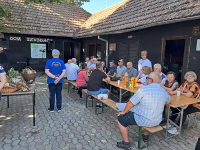 ded0538d-7767-49e1-b8ce-672723aedd22