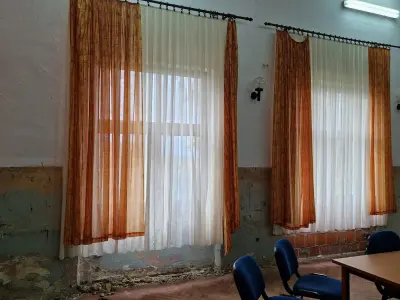 Husain - Društveni dom  4