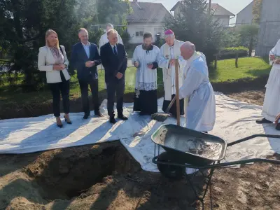 561525659_1276461411189536_5440993626929009029_n