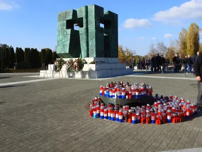 575182944_2607235739612757_288772443744516446_n