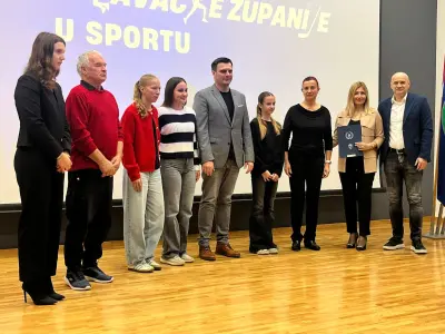 579975875_1300993542069656_5740303252334775179_n