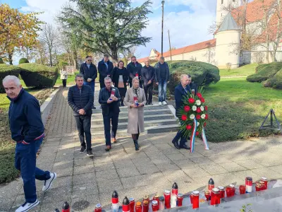 585330302_1304537338381943_6581587595514976583_n