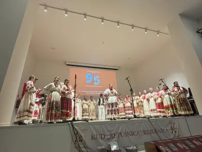 WhatsApp Image 2025-12-06 at 19.03.49