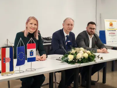 WhatsApp Image 2025-12-19 at 15.08.43