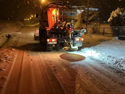 IMG-eddfca5ec5eaaf2dbc3d4f156d829438-V