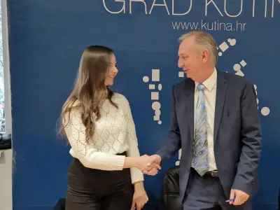 420021599_881950837267216_6865817067789026491_n