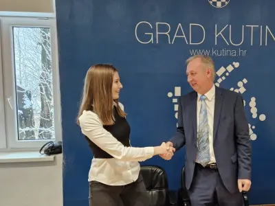 420069496_881950273933939_3327853372676297309_n