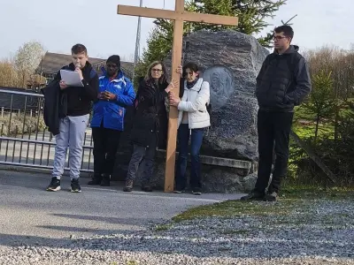 IMG-0b8d617680029d1486f532cffa196590-V