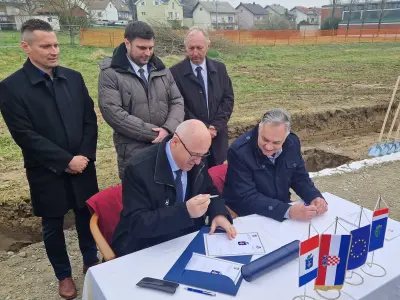 428711011_818065353695813_5467037471115446796_n