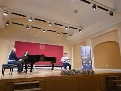 IMG-d8ac0713bf05c6416f02575e63b52e4a-V