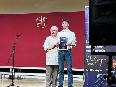 IMG-c5db417b73756d684ec2990a6ecf3327-V