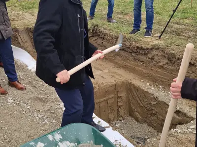 428678727_818065113695837_5384197348376505074_n