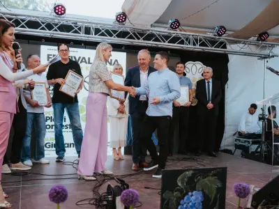MoslaVina_2026_300