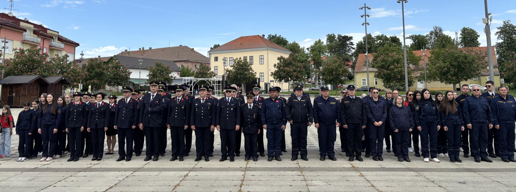 Obilježen Dan vatrogasaca u Kutini: Mimohod i čestitka gradonačelnika u čast njihovoj službi