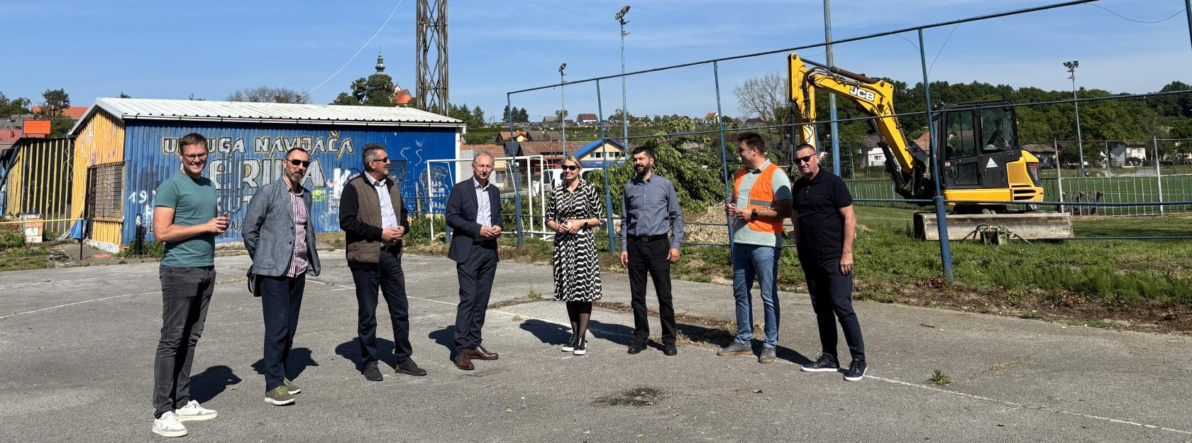 Kutina ulaže u sportsku infrastrukturu: Novi multifunkcionalni teren i obnova školskih igrališta u funkciji zdravlja, sigurnosti i kvalitete života