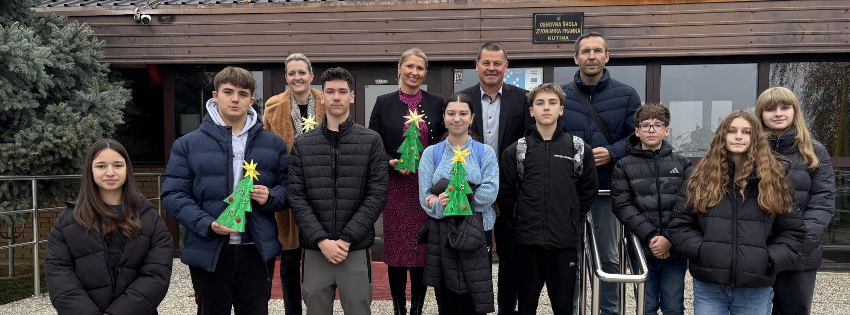 Posjet Posebnom odjelu OŠ Zvonimira Franka: zajedništvo, inkluzija i blagdanski duh u središtu pažnje