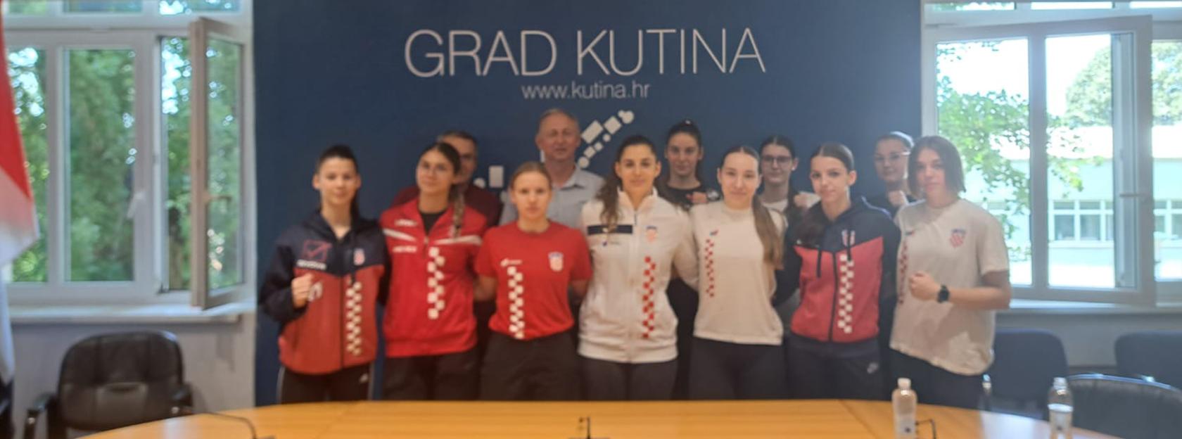 Gradonačelnik Zlatko Babić održao prijem mladih boksačica uoči Europskog juniorskog prvenstva