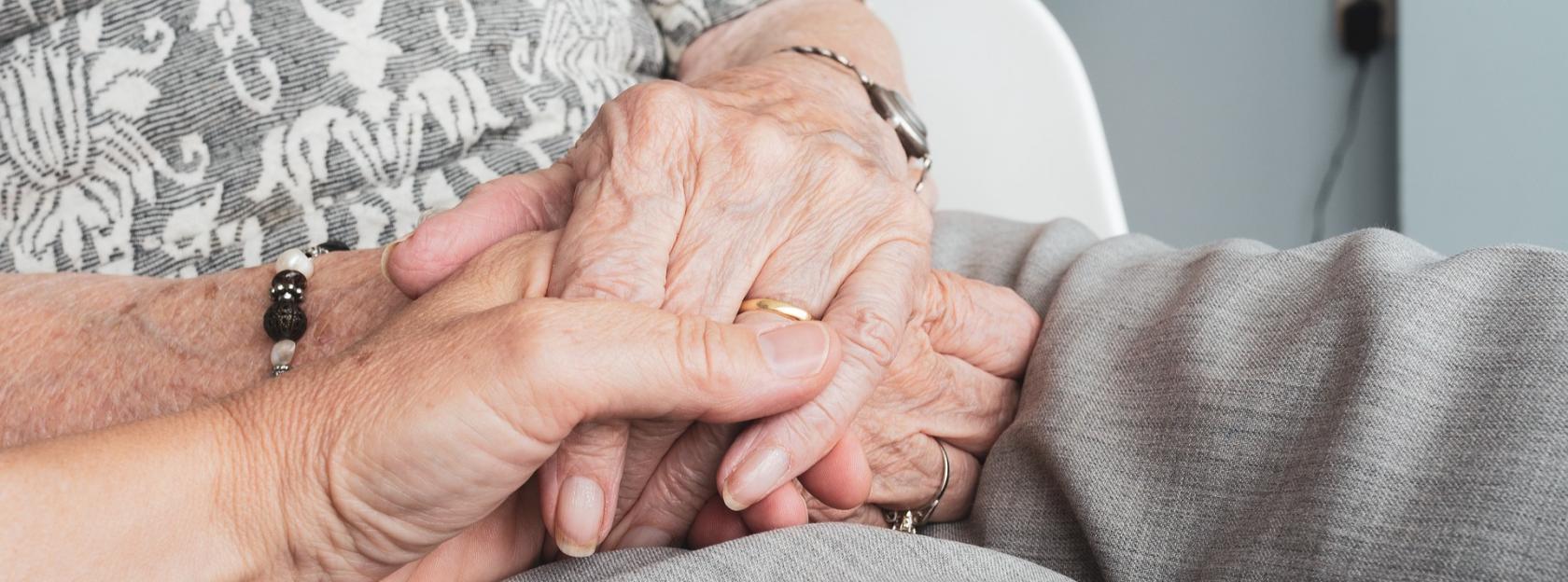 Božićnice za umirovljenike s mirovinama do 365,00 eura i osobama koje primaju osobnu invalidninu