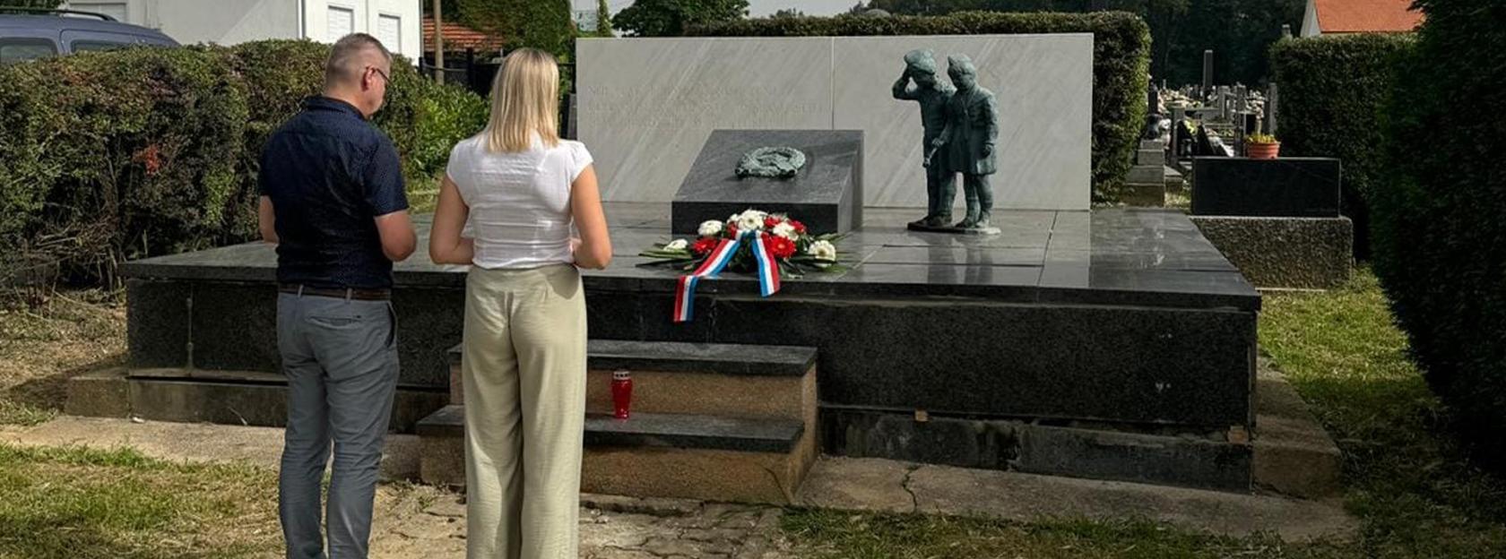 Polaganjem vijenaca obilježen Dan antifašističke borbe